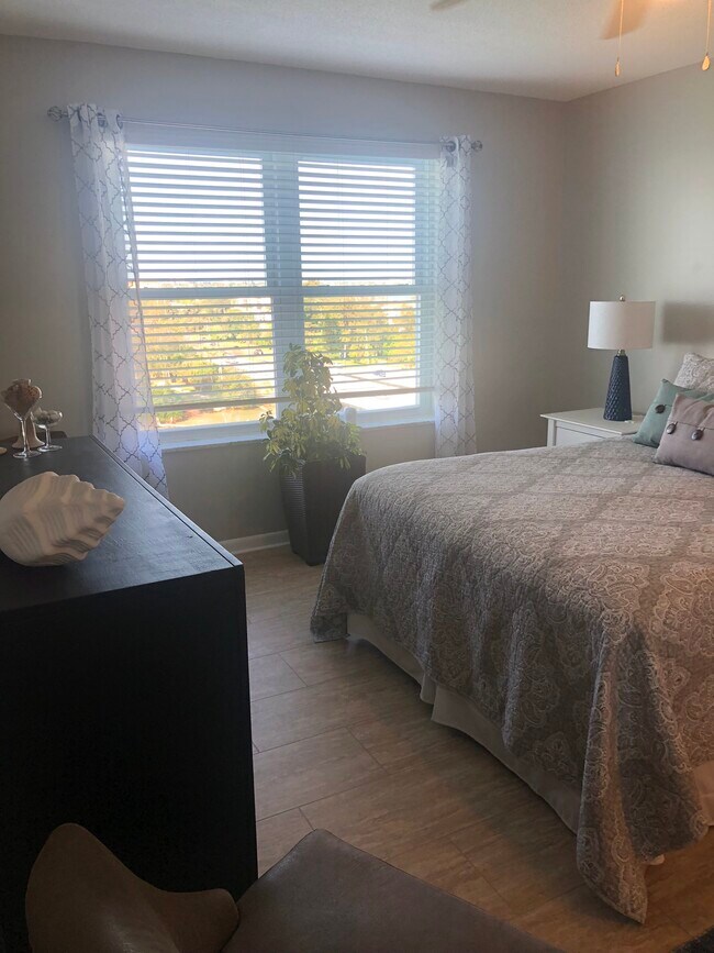 Dormitorio - 5220 Brittany Dr S