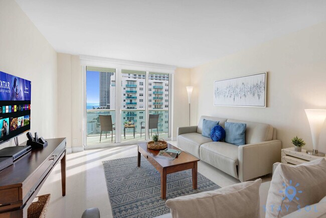 Building Photo - 3901 S Ocean Dr