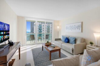Building Photo - 3901 S Ocean Dr