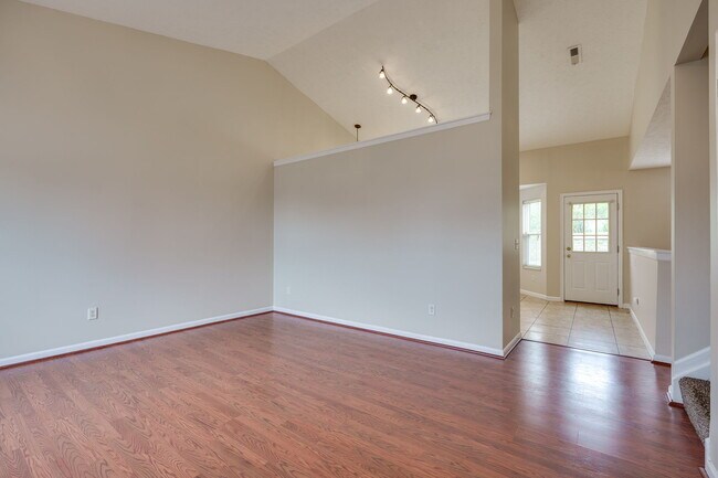 Foto del edificio - 3602 Winterwood Dr