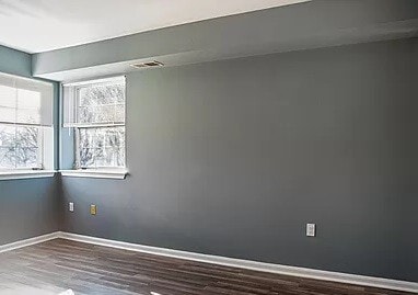 Building Photo - 200 Spring Maiden Ct