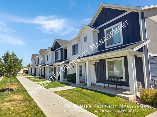 Building Photo - 2802 N Airmen Ave