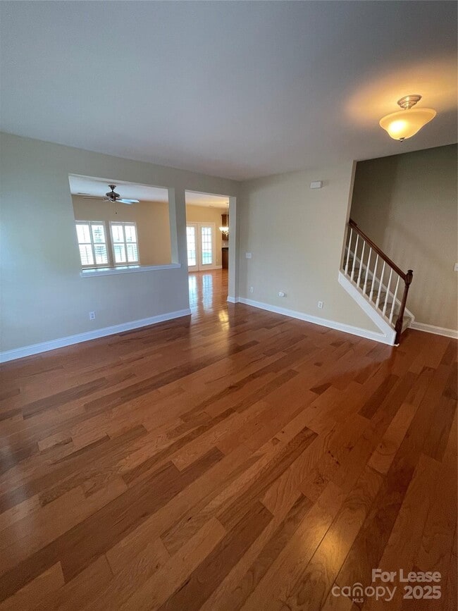 Building Photo - 120 Waterlynn Club Dr