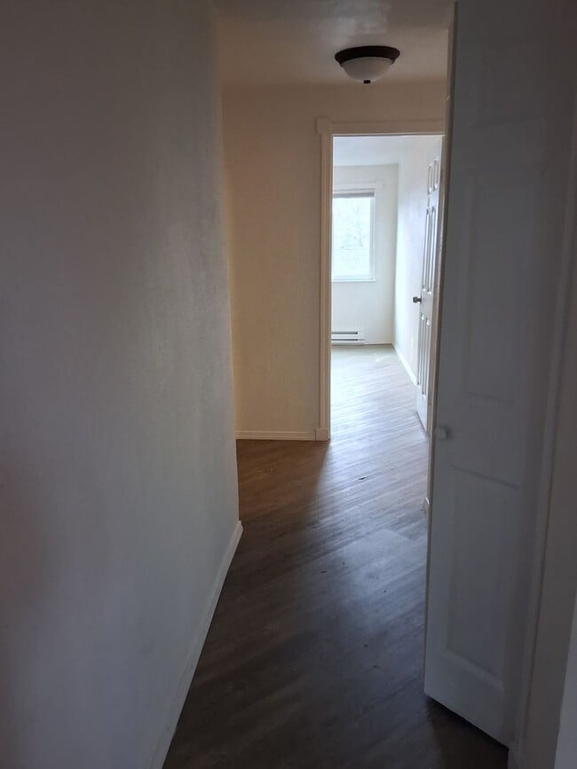 Building Photo - VAL1819