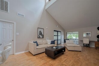 Building Photo - 182 April Point Dr N