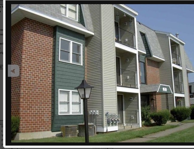 Building Photo - 3 Knights Bridge Dr