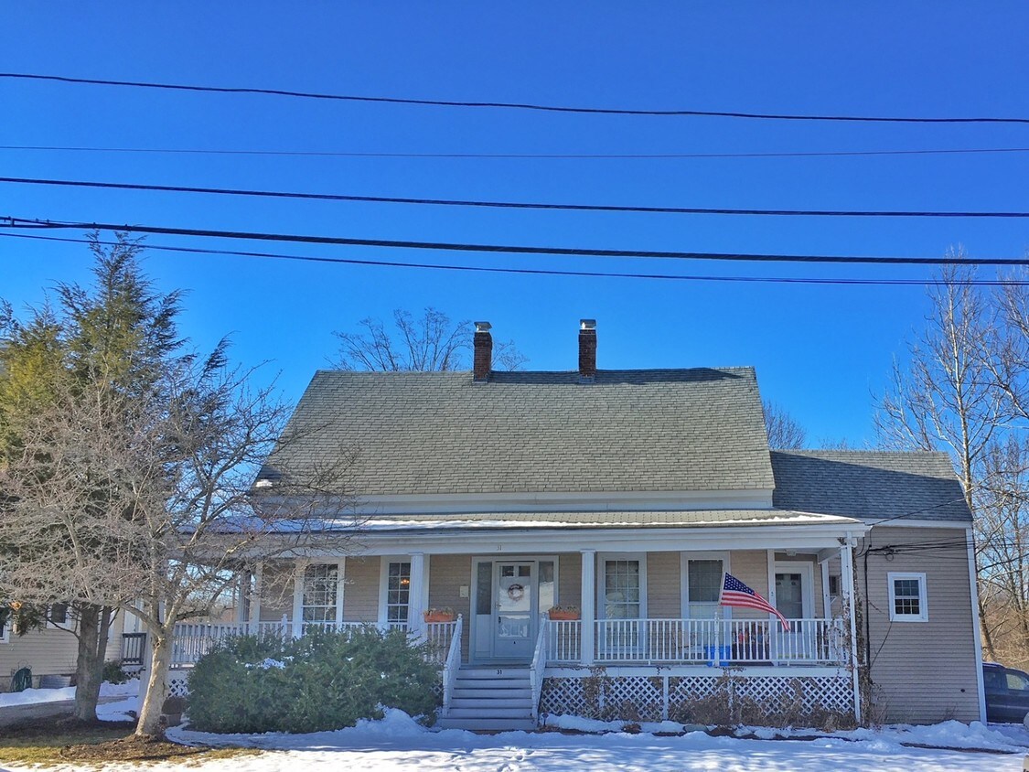 Primary Photo - 31 Dedham St