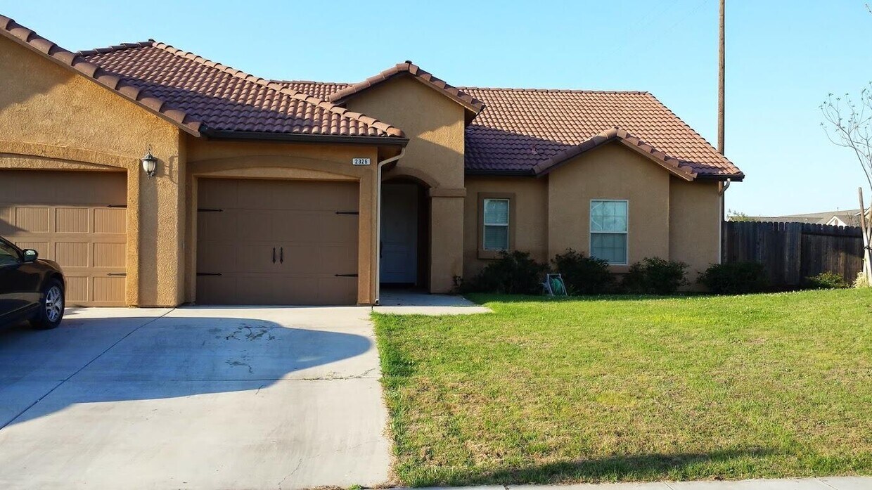 Primary Photo - 2326 Lorena Ave