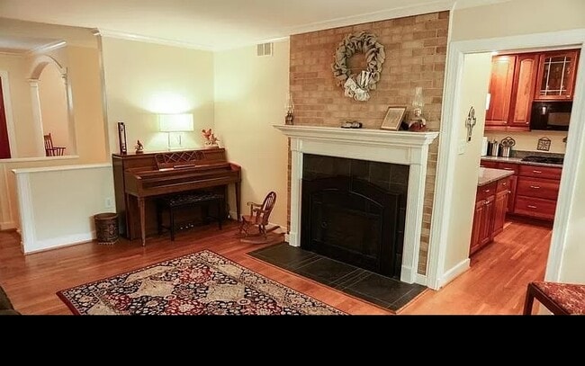 Building Photo - 5214 Redwing Dr
