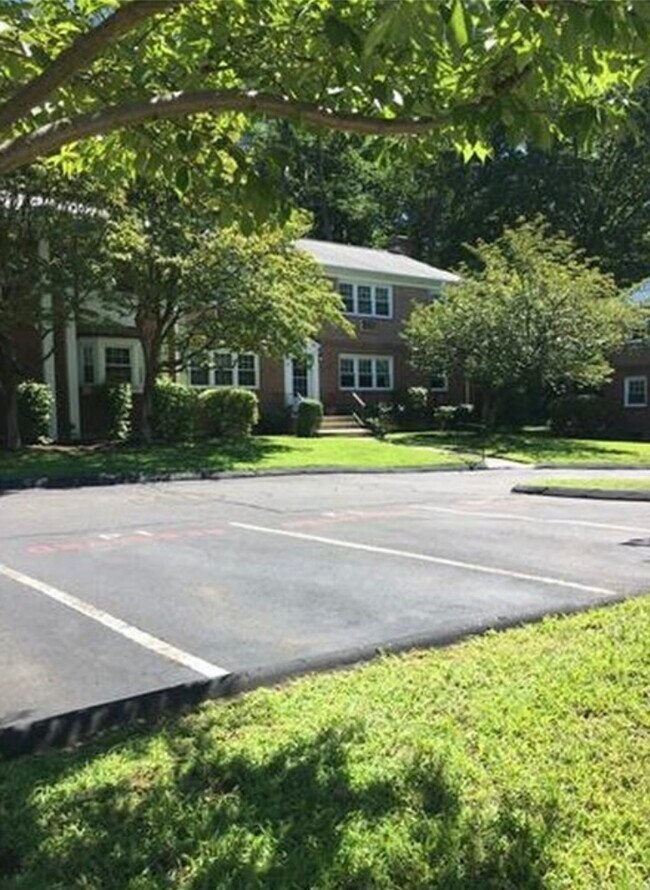 Parking - 104 Katona Dr