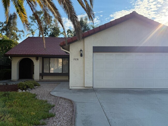 Foto del edificio - Beautiful home in the desirable Westwood community of Rancho Bernardo