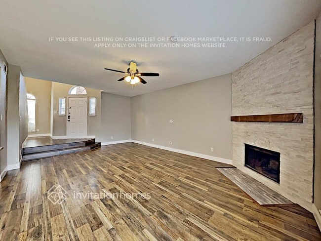 Building Photo - 7992 Roundtable Rd