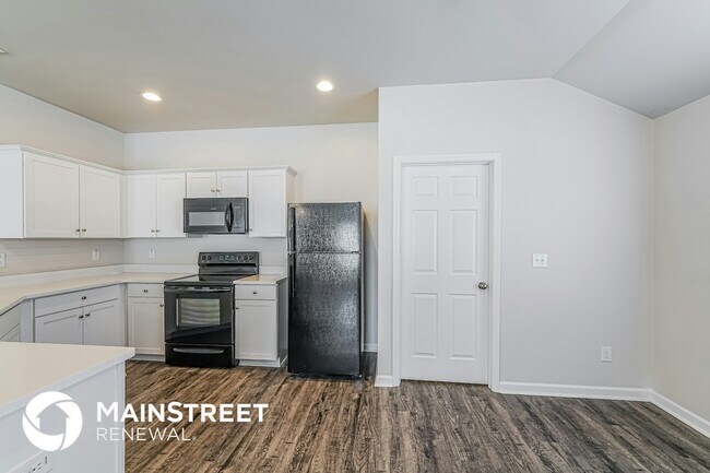 Foto del edificio - 136 Hunters Cv