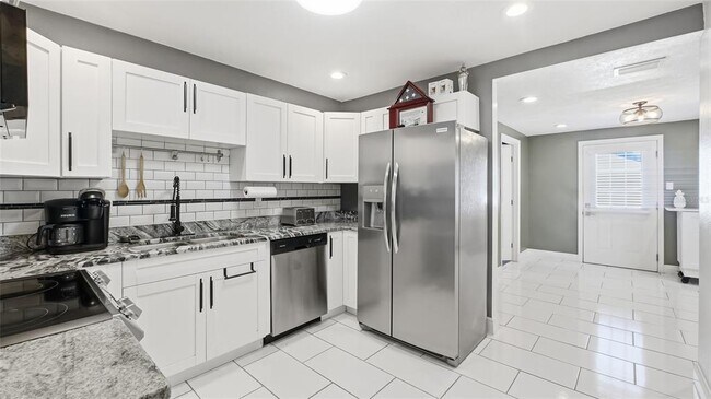 Foto del edificio - 1416 E Frierson Ave