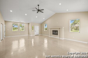 Foto del edificio - 25617 Campbellton Rd