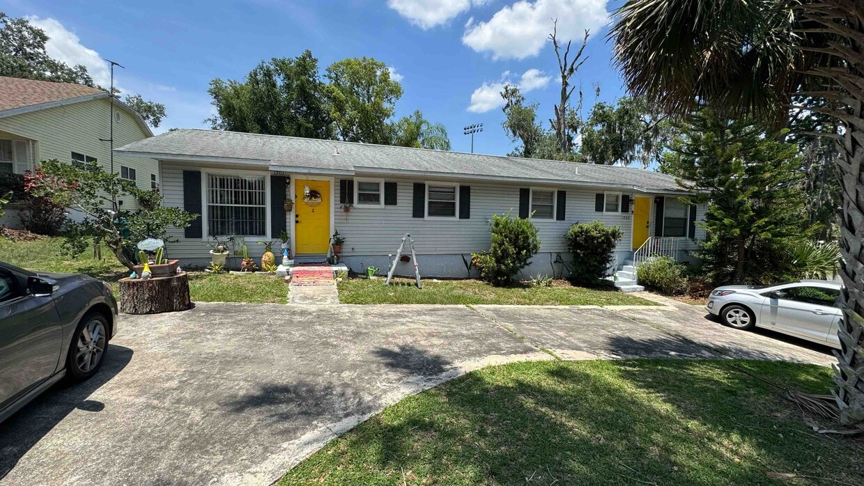 Foto principal - 1203 E 5th Ave