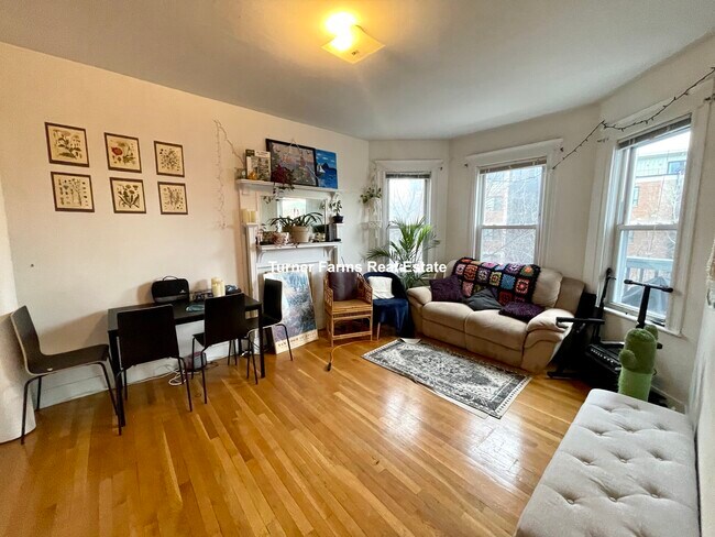 Foto del edificio - 530 Cambridge St