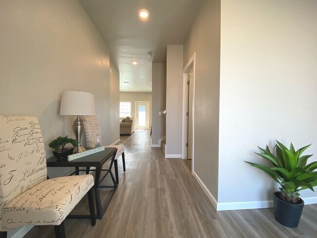 Foto del edificio - NW OKC Townhome for RENT!!