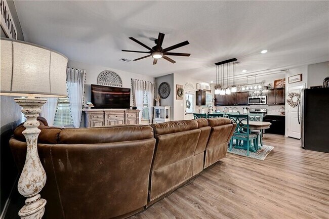 Foto del edificio - 420 Major Lee Ln