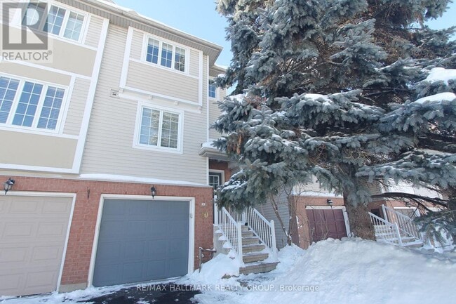 Building Photo - 20 Yorkville St