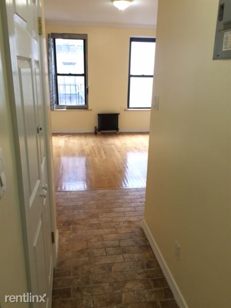 Building Photo - 410 W 51st St
