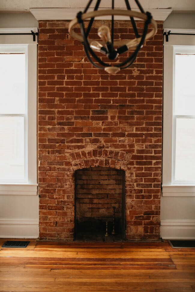 Foto del edificio - 1552 Bryden Rd