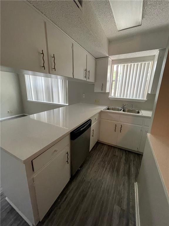 Foto del edificio - 1120 Hollow Creek Dr