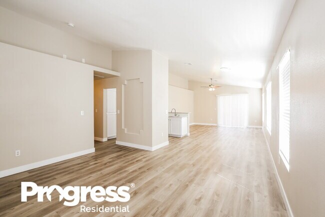 Building Photo - 4320 Threshold Ct