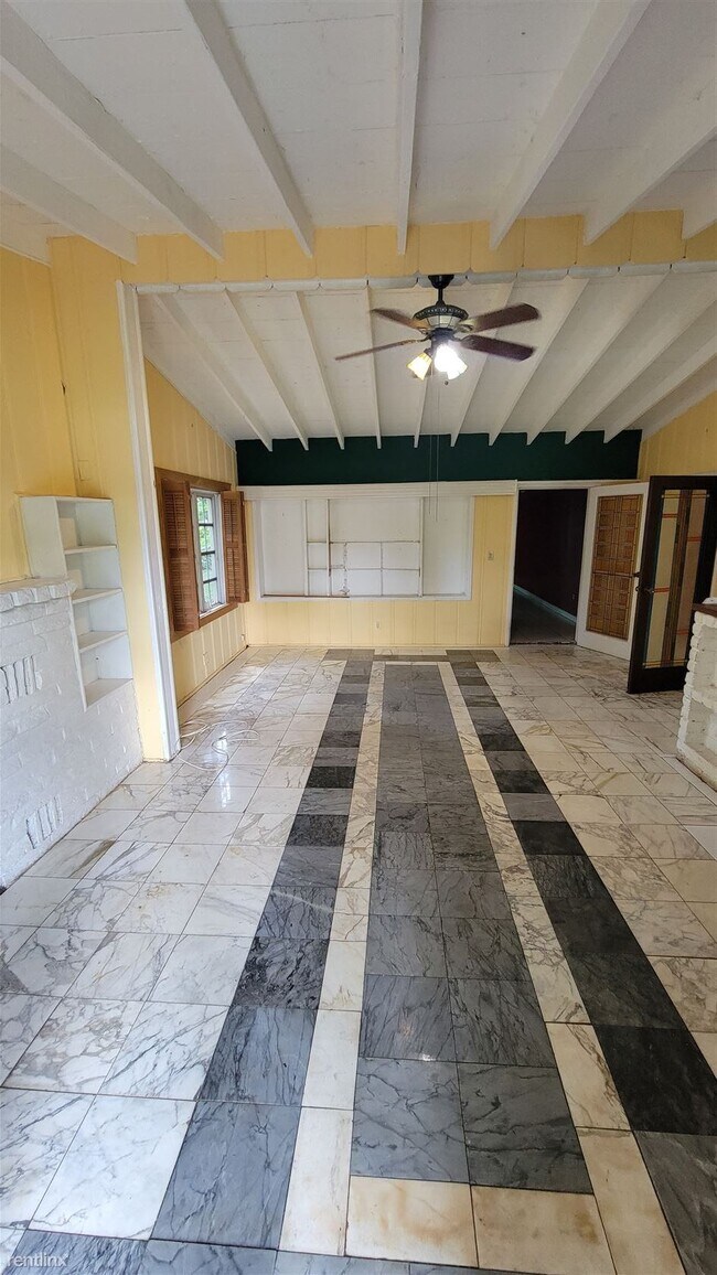 Foto del edificio - 4 br, 3 bath House - 6208 SW 26th St