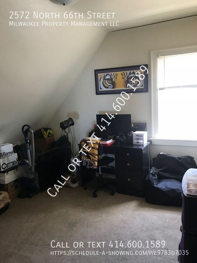Foto del edificio - 2572 N 66th St