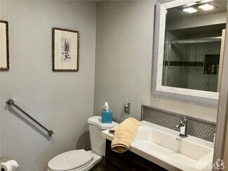 Building Photo - 670 Via Mendoza
