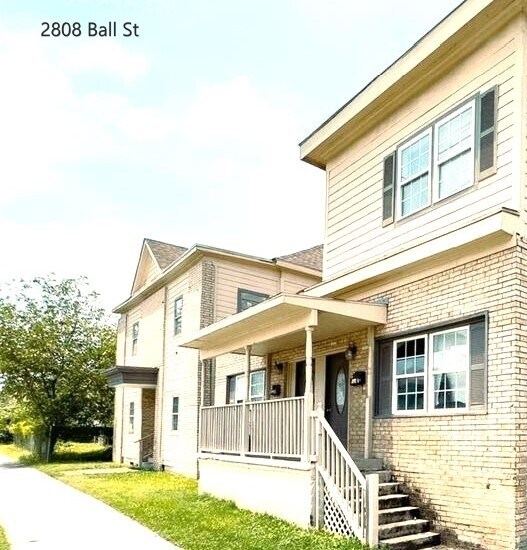 Building Photo - 2808 Avenue H