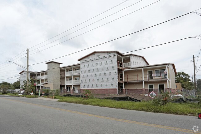 Foto del edificio - C.B. Dailey Villas