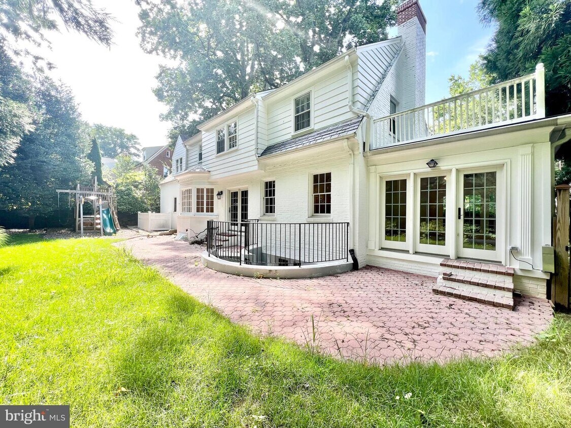 5193 Watson St NW, Washington, DC 20016 House Rental in Washington