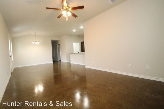 Foto del edificio - 304 Lowes Blvd