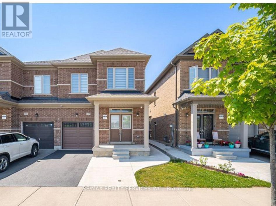 Primary Photo - 109 Cobriza Cres