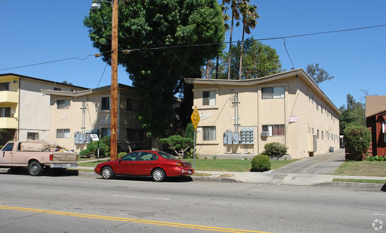 Building Photo - Haskell Palms