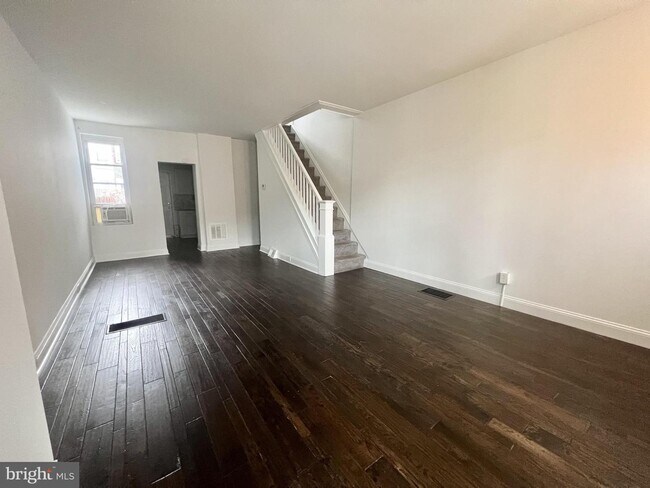 Building Photo - 3115 Janney St