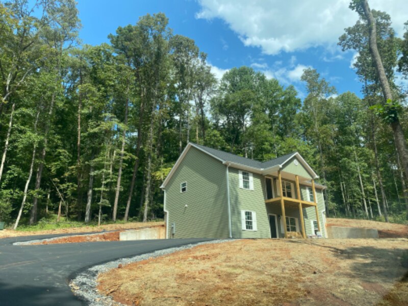 3097 Ben Higgins Rd, Dahlonega, GA 30533 House Rental in Dahlonega