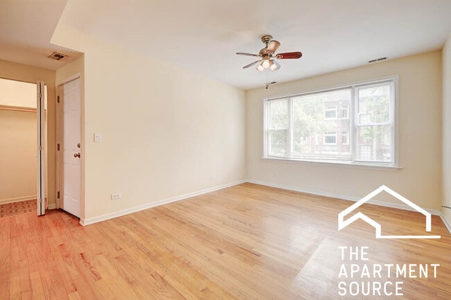 Building Photo - 2553 W Ardmore Ave
