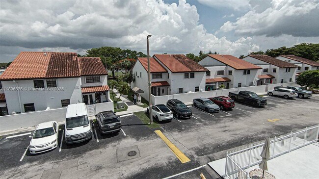 Foto del edificio - 6211 SW 138th Ct
