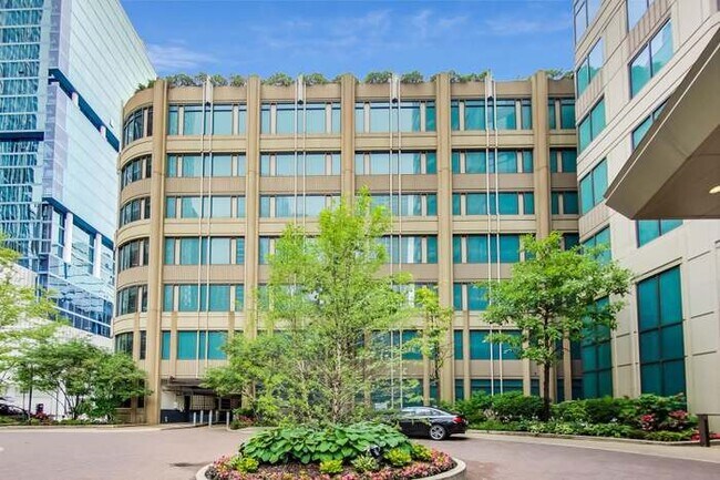 Foto del edificio - 400 N La Salle Dr