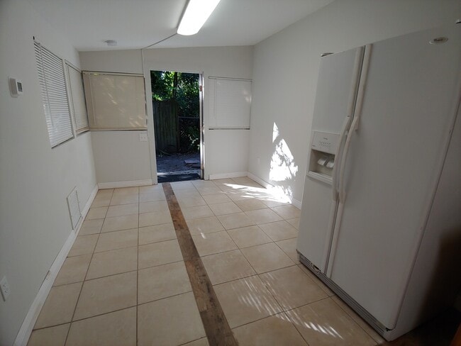 Photo - 1314 32nd St Apartment