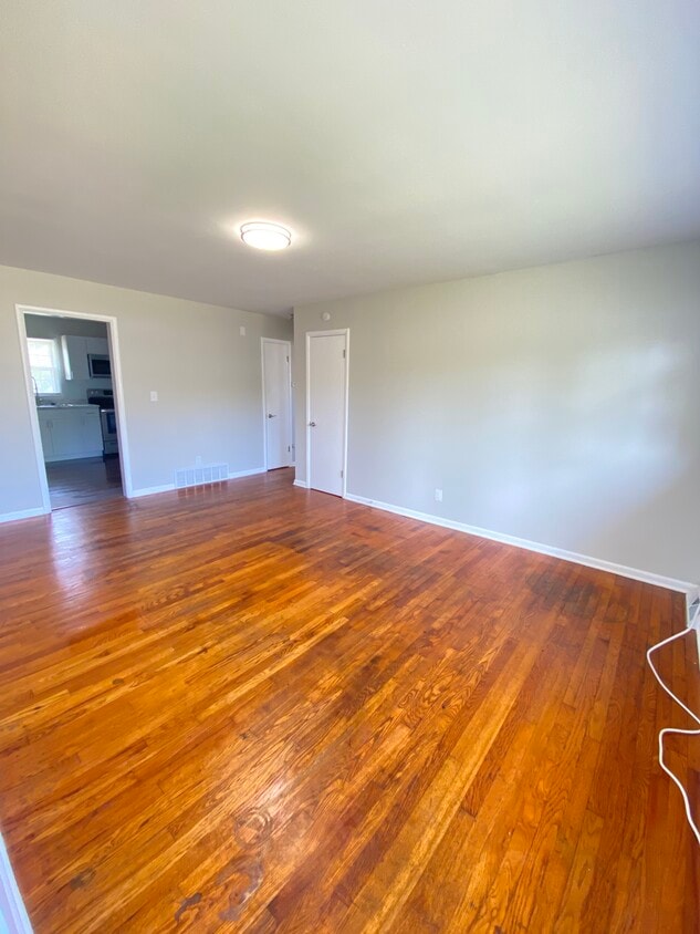 2806 Highland Dr, Columbia, MO 65203 House Rental in Columbia, MO