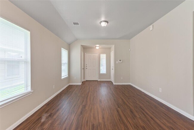 Building Photo - 14954 Huntington Willow Ln