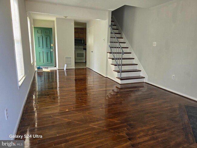 Building Photo - 13825 Cabernet Ct