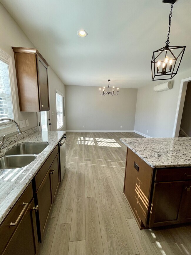Building Photo - 1037 Ridgestone Ct
