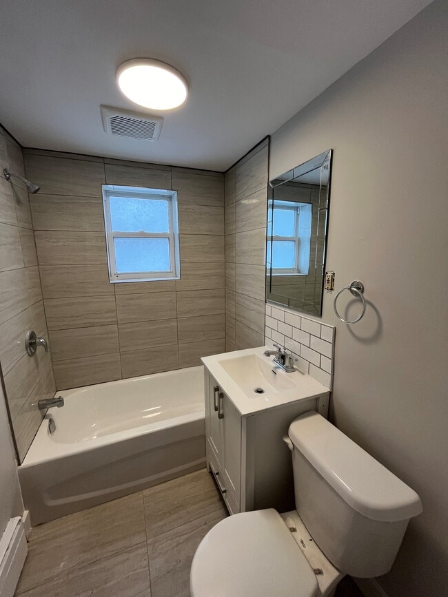 Building Photo - WELCOME TO PINECREST DRIVE - ONE BEDROOM APARTMENT AVAILABLE