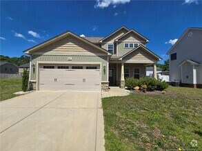 Building Photo - 1735 Cherrypoint Dr