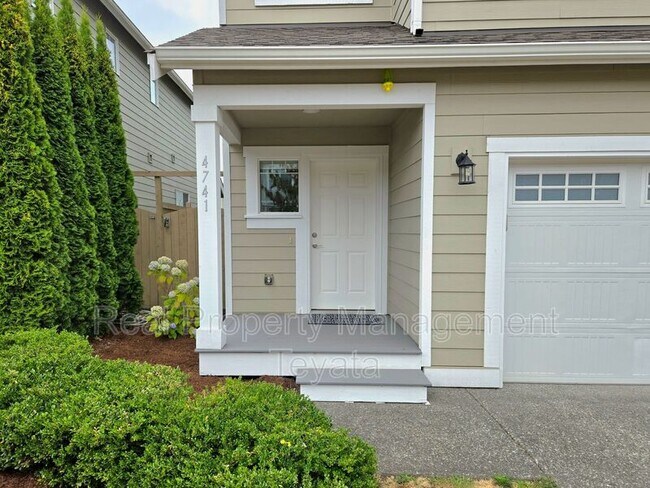 Foto del edificio - 4741 Parker St